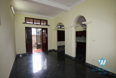 Unfurnished house for rent in Au Co street, Tay Ho district, Ha Noi